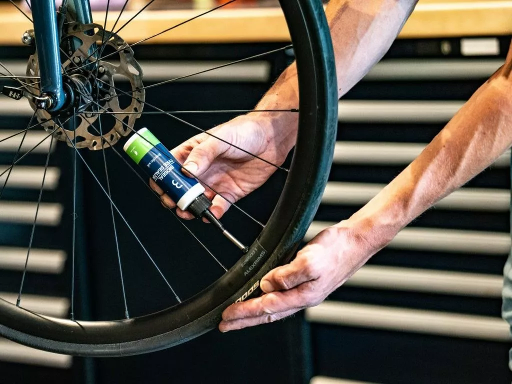 BBB BTI-180 BioSeal Tyre Sealer 5 BBB BTI-180 BioSeal Tyre Sealer - Image 3