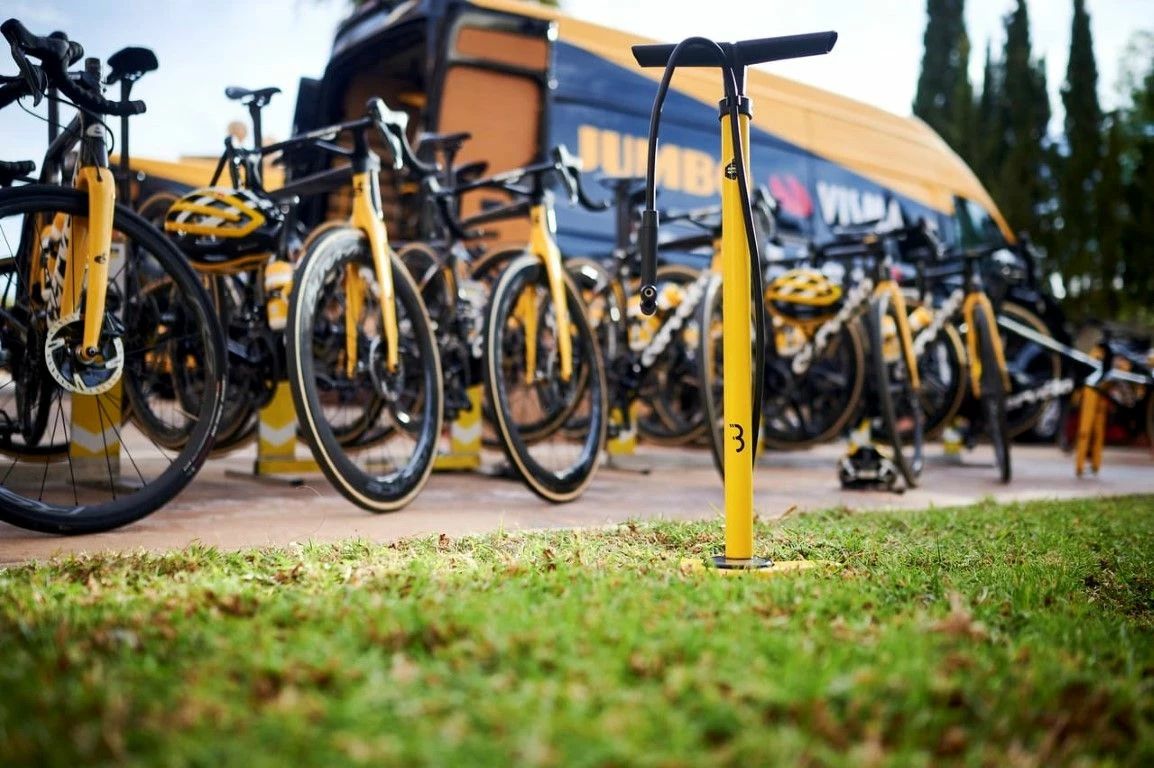 BBB BFP-27JV AirSteel Jumbo-Visma Voetpomp 10 BBB BFP-27JV AirSteel Jumbo-Visma Voetpomp - Image 8