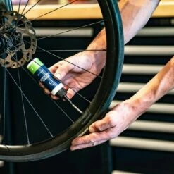 BBB BTI-180 BioSeal Tyre Sealer -Cinelli Winkel 2977348060 4 medium