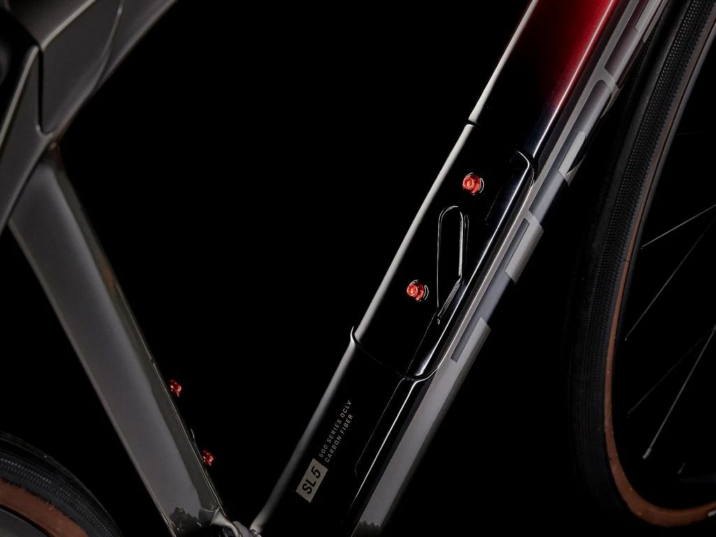 Trek Domane SL 5 Disc 5 Trek Domane SL 5 Disc - Image 3